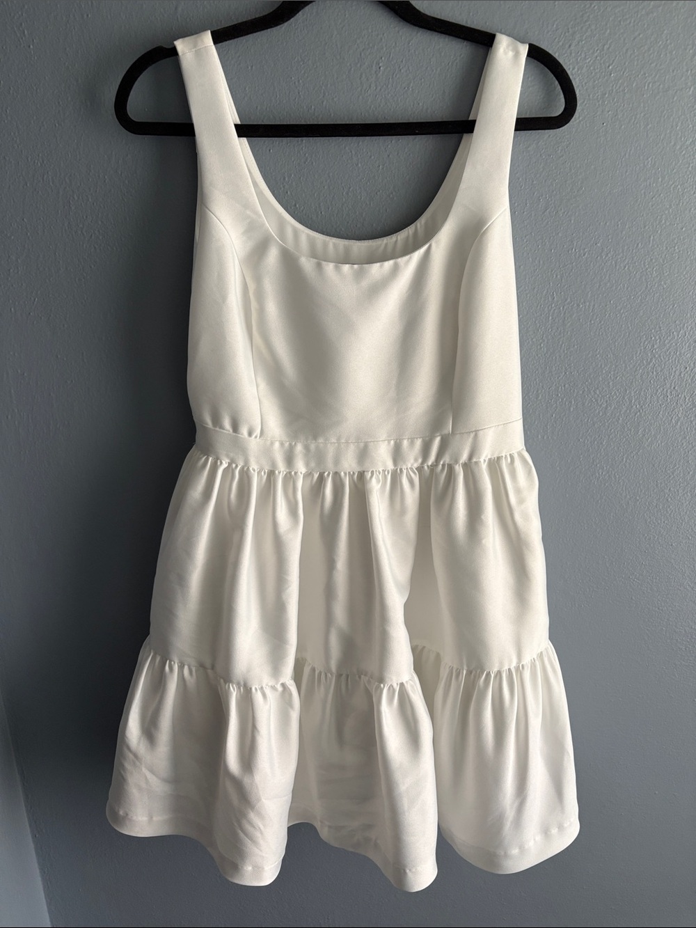 French Connection White Sleeveless Tiered Ruffle Minidress size 8